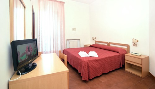Habitación económica doble, 1 habitación, baño privado