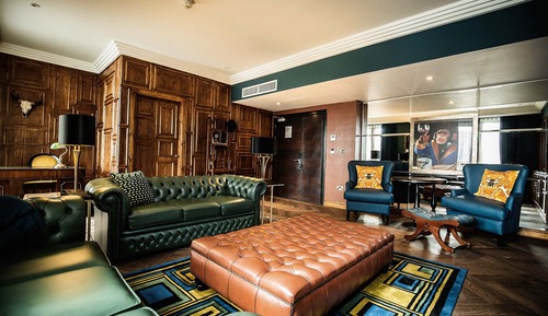 Suite Signature