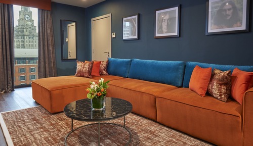 Suite Signature