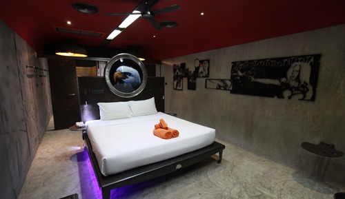 Habitación (Pool Deluxe)