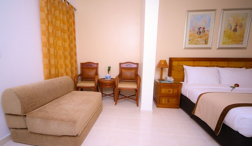 One Bedroom Studio Bungalow 
