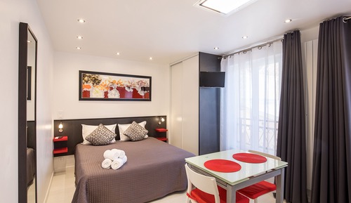Estudio Deluxe, cocina básica