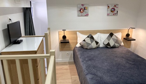 studio duplex supérieur de 1 à 4 personnes avec kitchenette