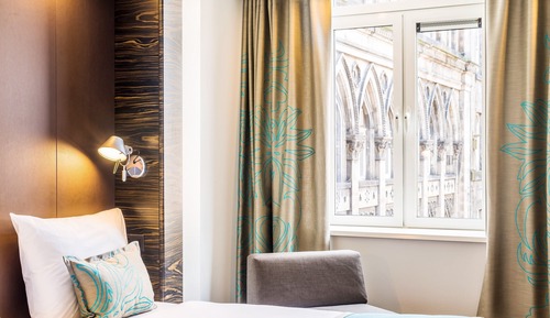 Standard Room with View, 1 Double Bed