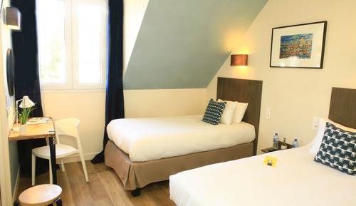 Habitación estándar con 2 camas individuales