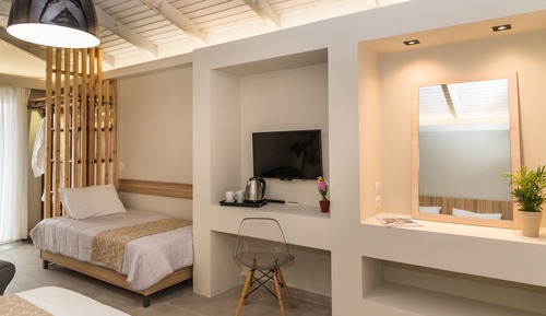 Suite junior, bañera de hidromasaje, vistas al mar