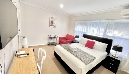 Habitación triple Premium, 1 cama de matrimonio, baño compartido