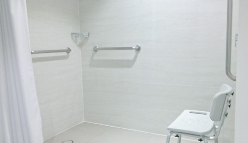 Habitación estándar, 1 cama de matrimonio grande, accesible para personas con discapacidad