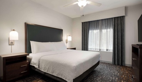 Suite, 1 cama de matrimonio grande con sofá cama