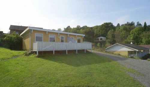 Family Apartment, 3 Bedrooms, Kitchen, Sea View (D)