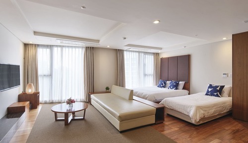 Deluxe Family Suite - 676ft2, 3Pax