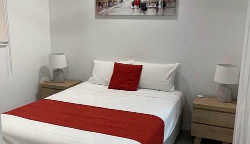 Apartamento, 1 cama de matrimonio, vistas al patio