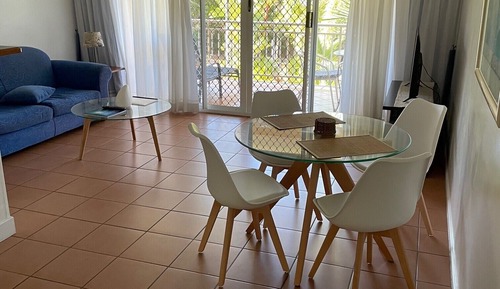 Apartamento, 1 habitación, vistas parciales al mar, frente a la playa