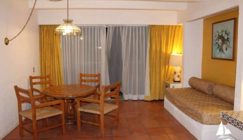 Habitación doble, 2 camas dobles, vistas al lago