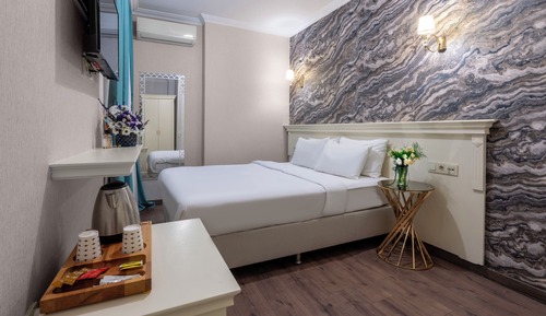 Economy Room Double or Twin Bed