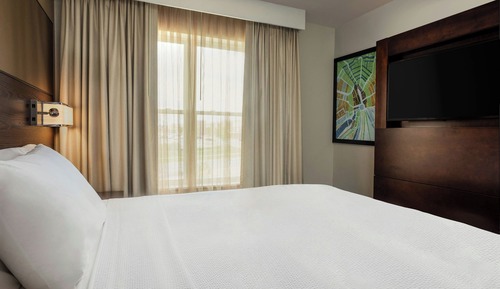 Suite, 1 cama de matrimonio grande con sofá cama