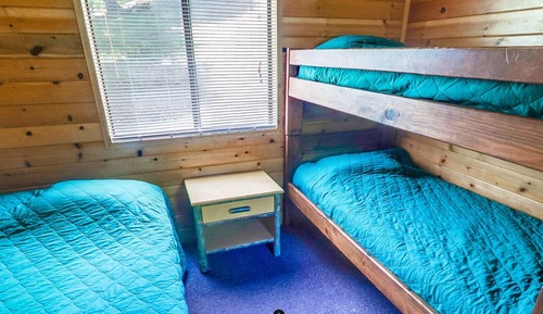 Cabaña, no fumadores (BunkHouse, Linens Included)