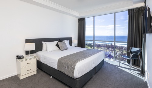 Apartamento, 2 habitaciones, 2 baños, vistas al mar