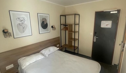 Habitación con 1 cama doble o 2 individuales