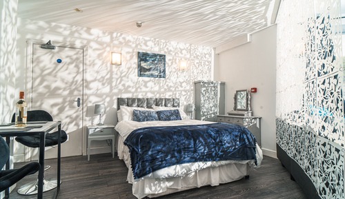 Apartamento, baño privado (Studio Apartment)