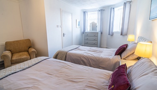 Apartamento, baño privado, vistas al jardín