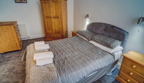 Habitación doble, baño privado, vistas al mar (Top floor double)