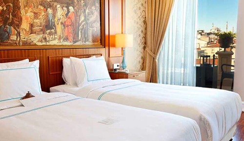 Habitación doble superior, 1 cama de matrimonio, vistas a la ciudad