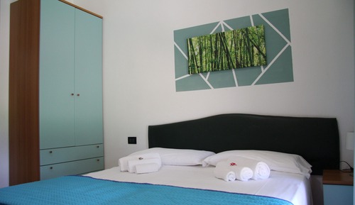 Estudio, vistas al jardín, en la zona del jardín
