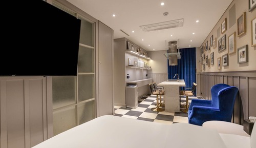 Suite