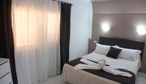 Apartamento superior, 1 habitación, terraza, vistas a la piscina