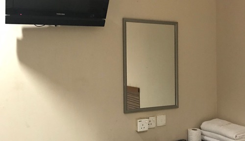 Family Room, No Window