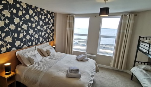 Suite clásica, baño privado, vistas al mar (Room 10-3rd Floor)