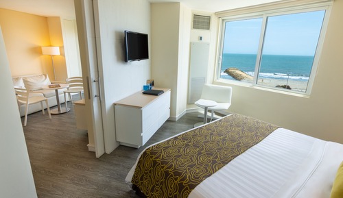 Habitación estándar, 2 camas dobles, vistas al mar