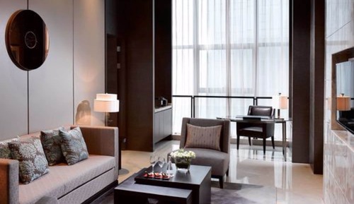 The Level, Suite