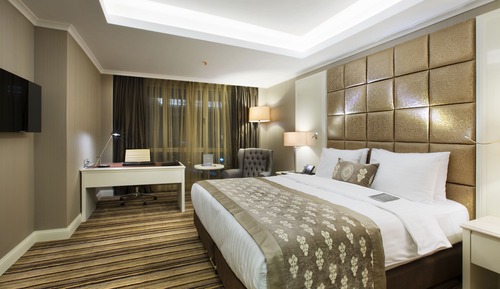 Deluxe Room with Prince's Islands View