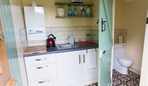Casa móvil, baño compartido, vistas al jardín (Willow Vintage Caravan)