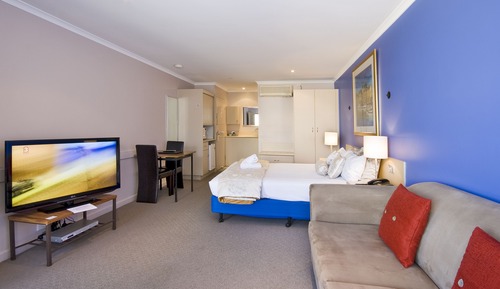 Habitación estándar, 1 cama de matrimonio, vistas parciales al mar