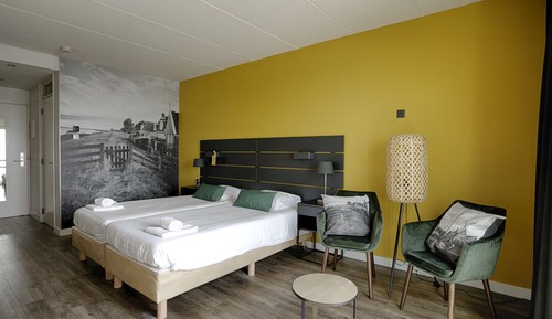 Zuiderzeezicht kamer met balkon of terras