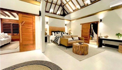 Casa Deluxe
