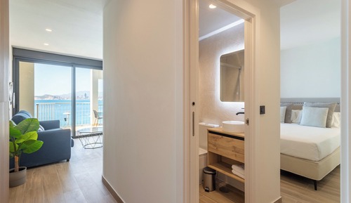 Apartamento superior, 2 habitaciones, vistas al mar, frente al mar