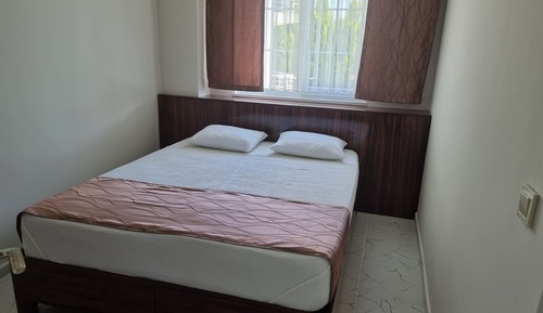 Apartamento estándar, vistas al patio, planta baja