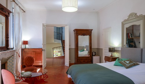 Superior Double Room, Ensuite, Garden View (Amaryllis)