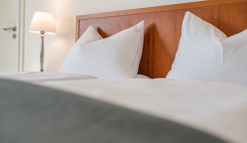 Habitación básica doble, 1 cama de matrimonio, accesible para personas con discapacidad