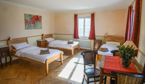 Habitación triple básica