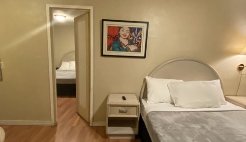 Habitación económica con 1 cama doble o 2 individuales, 2 camas de matrimonio