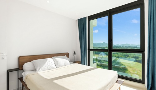 Apartamento de lujo, balcón, vistas a la laguna