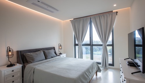 Apartamento de lujo, balcón, vistas a la playa