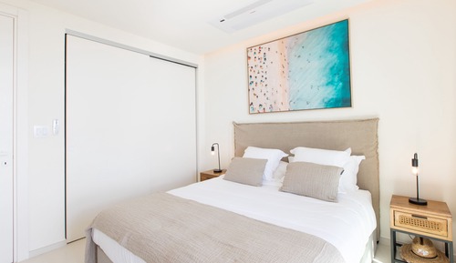 Apartamento de lujo, balcón, vistas a la playa
