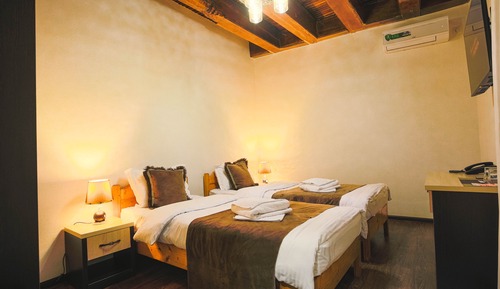Habitación con 2 camas individuales