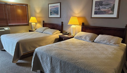 Habitación familiar doble, 2 camas de matrimonio, Se admiten mascotas